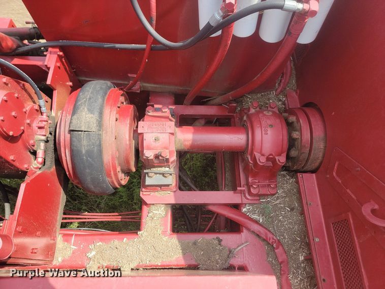 image for item LQ9041 Mobark horizontal grinder