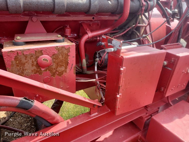 image for item LQ9041 Mobark horizontal grinder