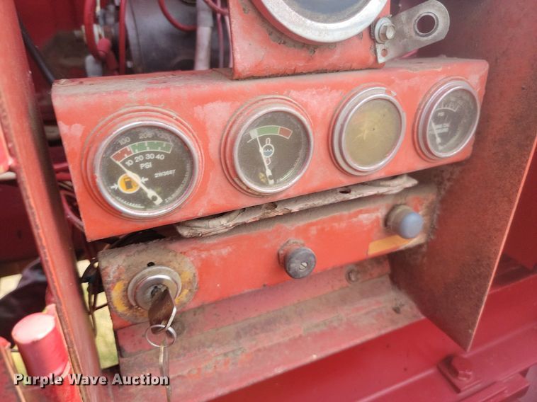 image for item LQ9041 Mobark horizontal grinder