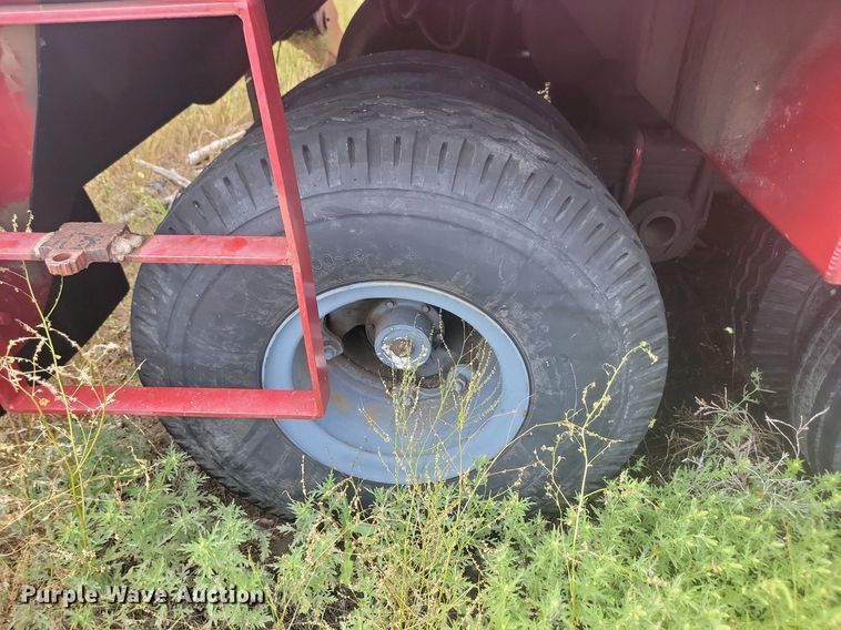 image for item LQ9041 Mobark horizontal grinder