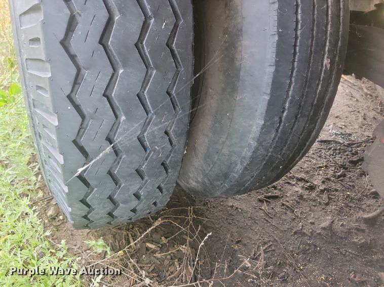 image for item LQ9041 Mobark horizontal grinder