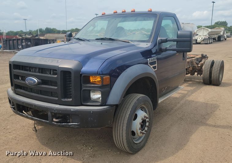 image for item LQ9067 2008 Ford F550 Super Duty XL  truck cab and chassis