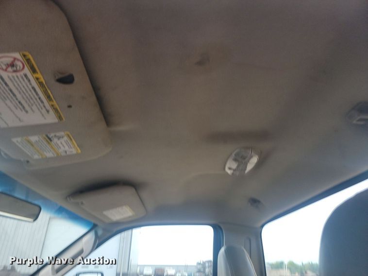 image for item LQ9067 2008 Ford F550 Super Duty XL  truck cab and chassis