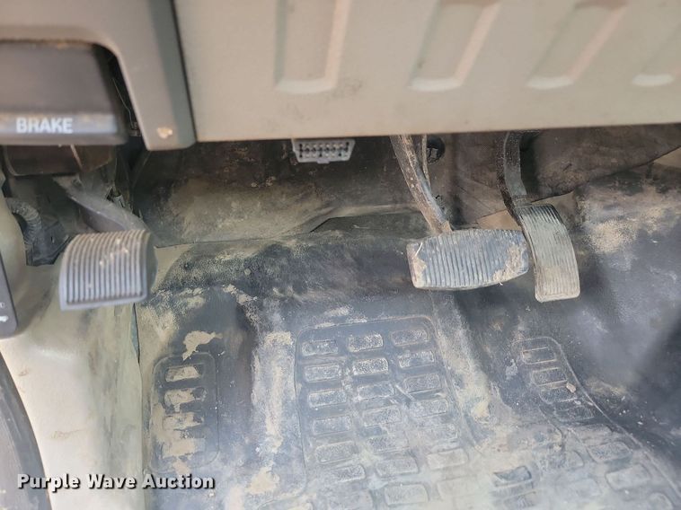 image for item LQ9067 2008 Ford F550 Super Duty XL  truck cab and chassis