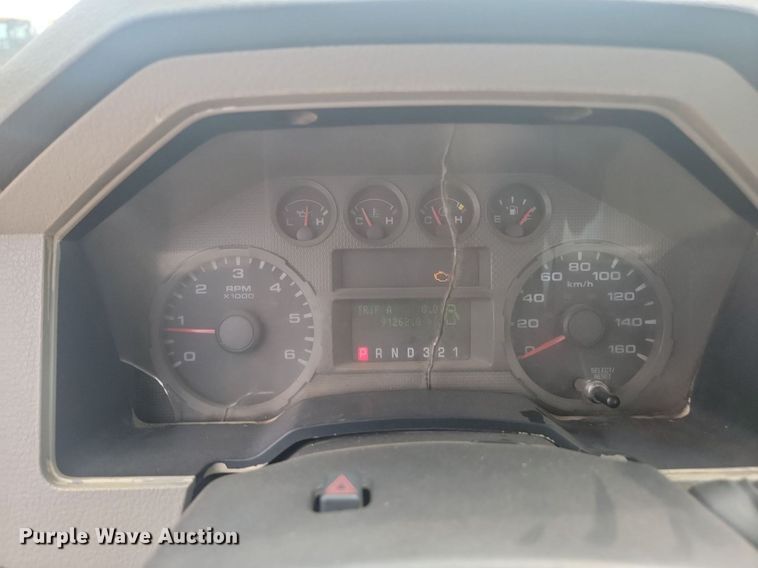 image for item LQ9067 2008 Ford F550 Super Duty XL  truck cab and chassis