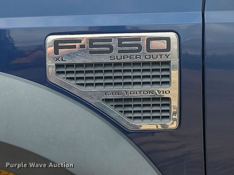 image for item LQ9067 2008 Ford F550 Super Duty XL  truck cab and chassis