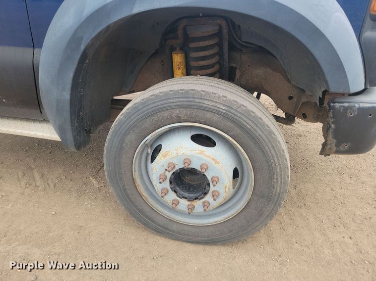 image for item LQ9067 2008 Ford F550 Super Duty XL  truck cab and chassis