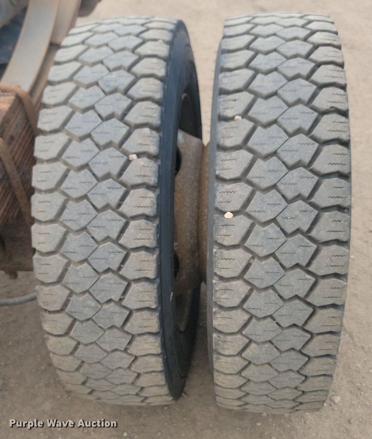 image for item LQ9067 2008 Ford F550 Super Duty XL  truck cab and chassis