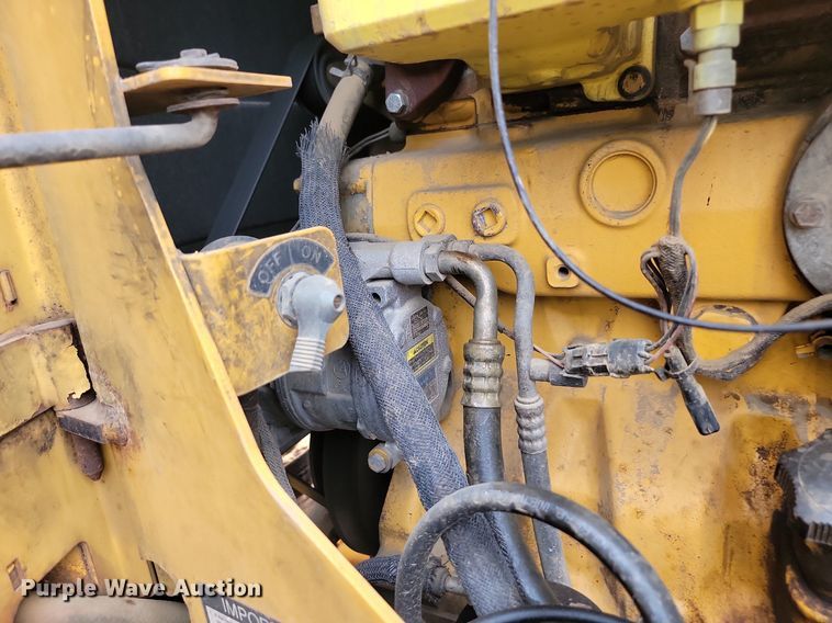 image for item LQ9068 2007 John Deere 772D  motor grader