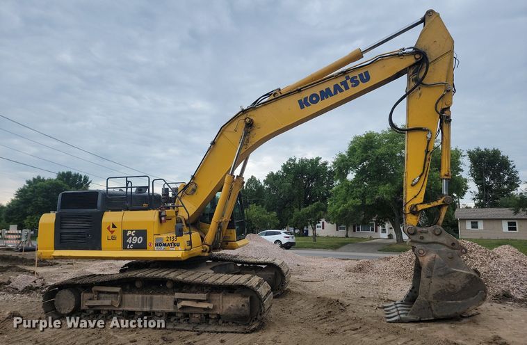 image for item LQ9076 2012 Komatsu PC490LC-10  excavator