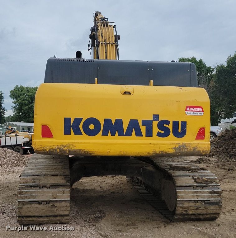 image for item LQ9076 2012 Komatsu PC490LC-10  excavator