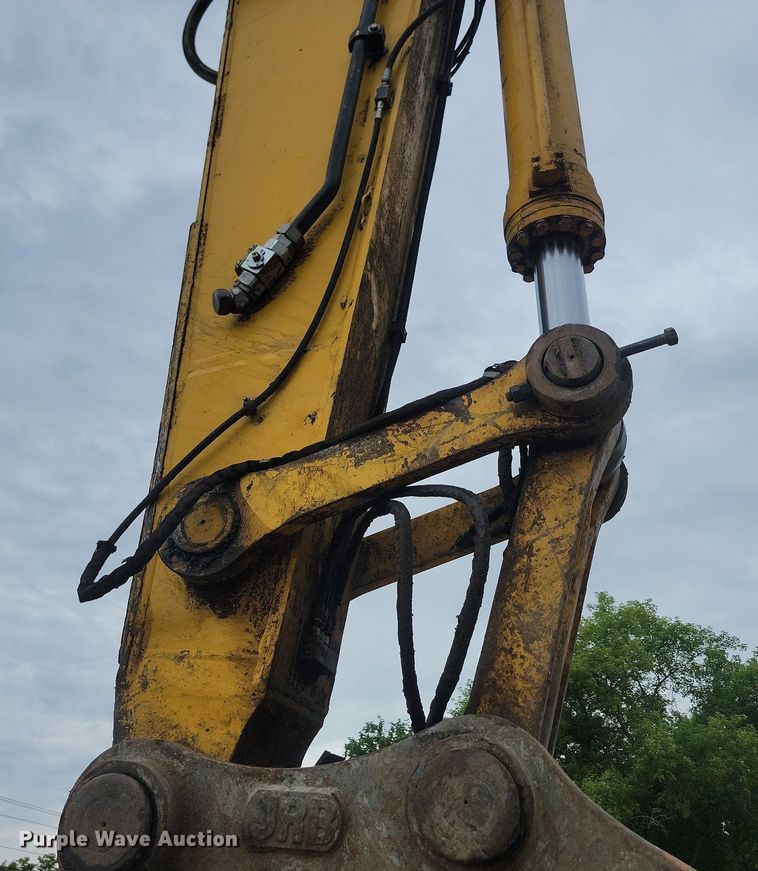 image for item LQ9076 2012 Komatsu PC490LC-10  excavator
