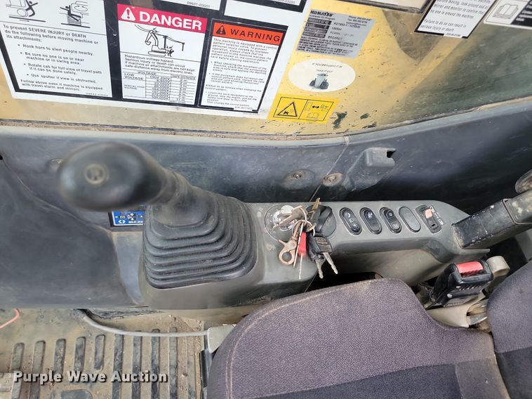 image for item LQ9076 2012 Komatsu PC490LC-10  excavator