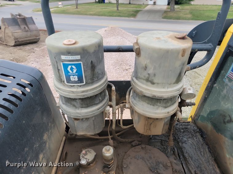 image for item LQ9076 2012 Komatsu PC490LC-10  excavator