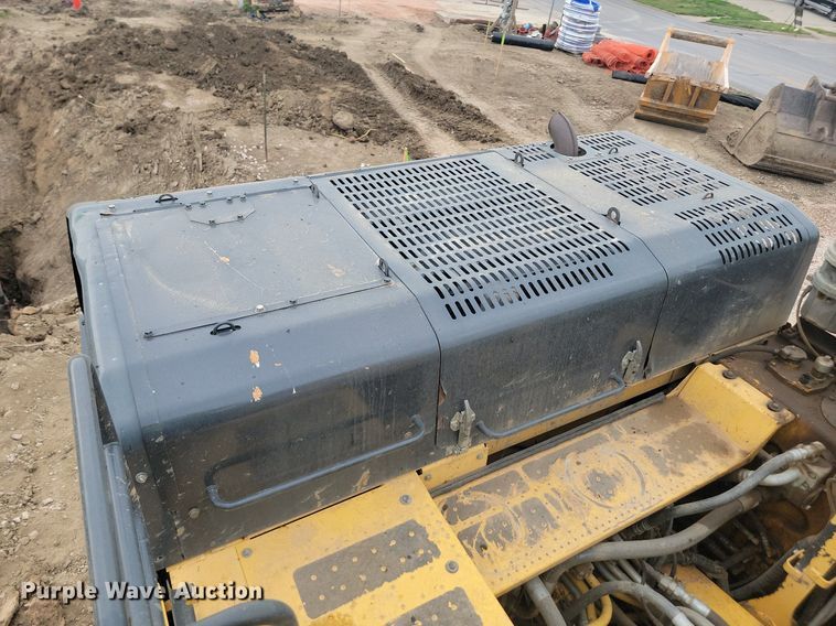 image for item LQ9076 2012 Komatsu PC490LC-10  excavator