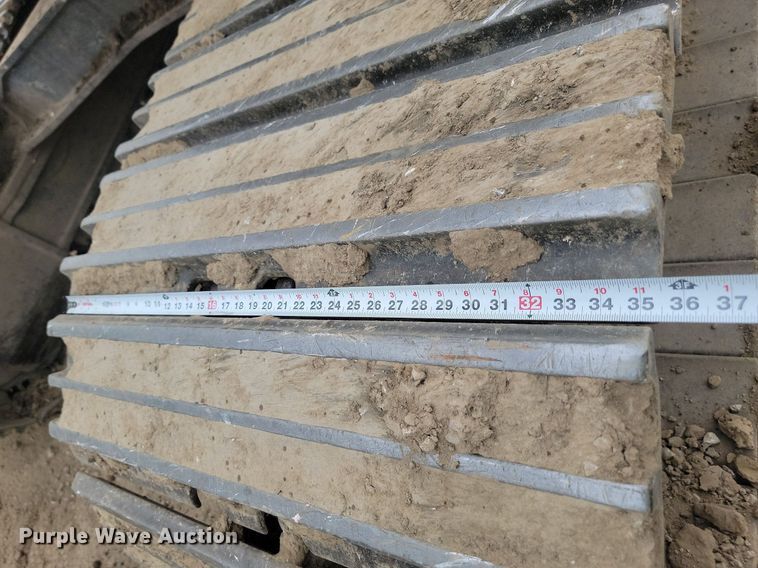 image for item LQ9076 2012 Komatsu PC490LC-10  excavator