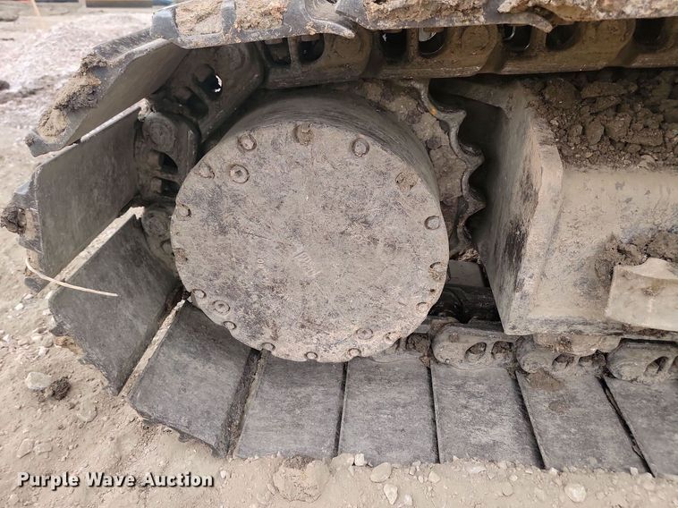 image for item LQ9076 2012 Komatsu PC490LC-10  excavator