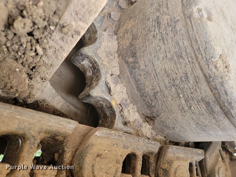 image for item LQ9076 2012 Komatsu PC490LC-10  excavator