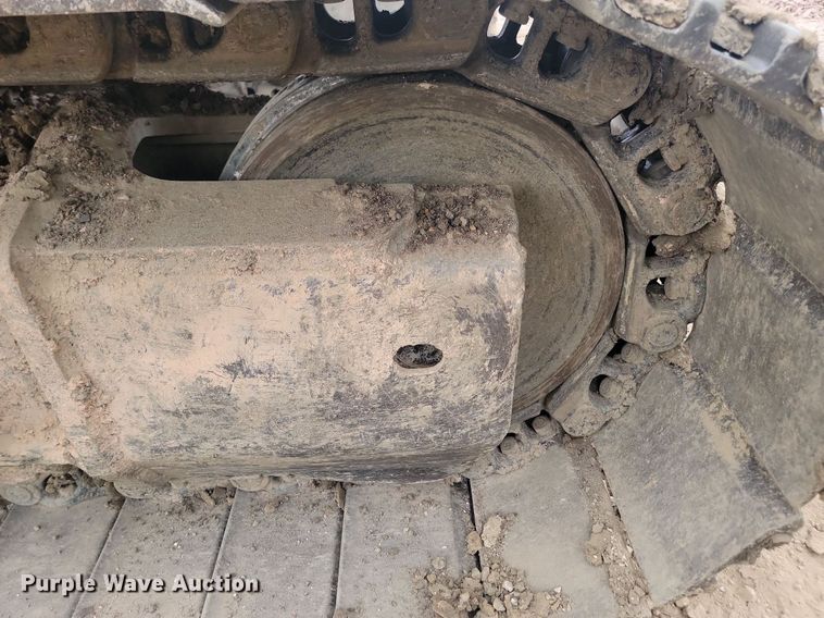 image for item LQ9076 2012 Komatsu PC490LC-10  excavator