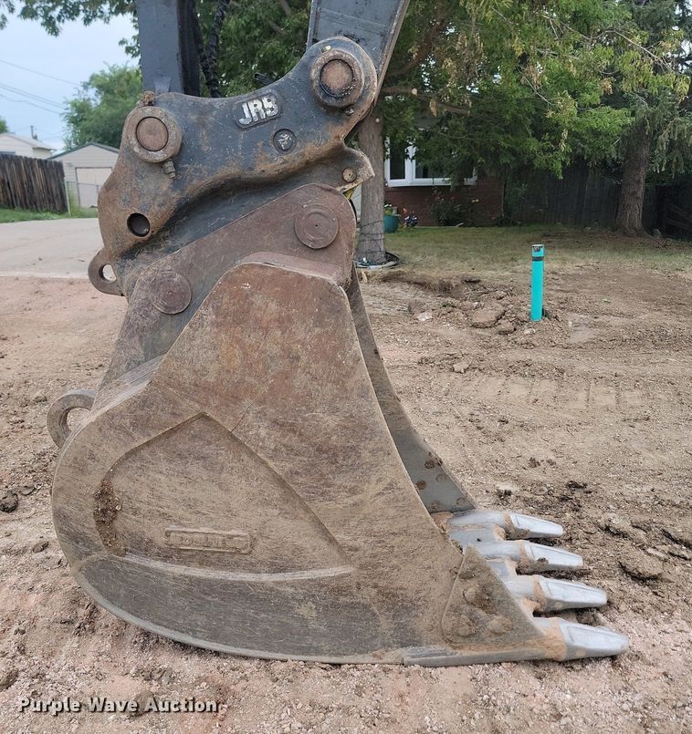 image for item LQ9077 2013 John Deere 350G LC  excavator