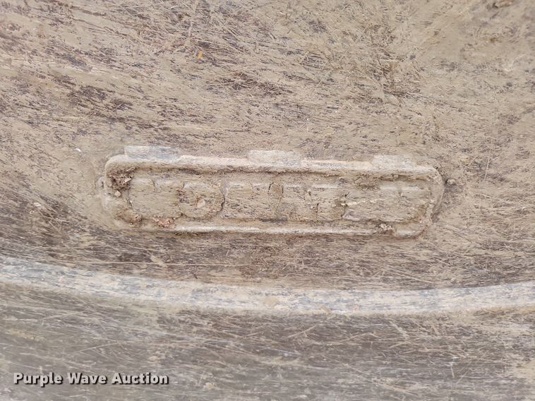 image for item LQ9077 2013 John Deere 350G LC  excavator