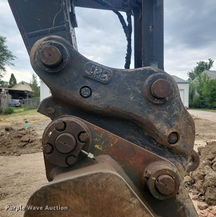 image for item LQ9077 2013 John Deere 350G LC  excavator