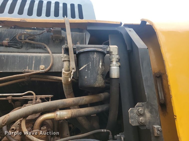 image for item LQ9077 2013 John Deere 350G LC  excavator