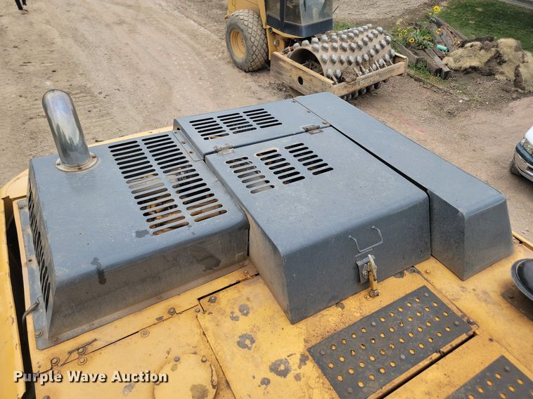 image for item LQ9077 2013 John Deere 350G LC  excavator