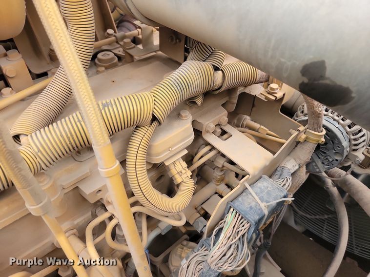 image for item LQ9077 2013 John Deere 350G LC  excavator