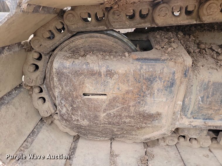 image for item LQ9077 2013 John Deere 350G LC  excavator