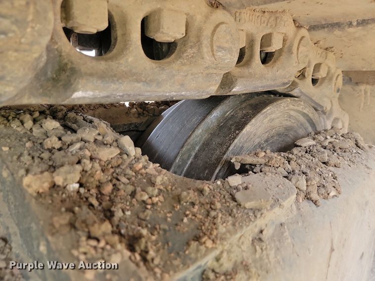 image for item LQ9077 2013 John Deere 350G LC  excavator