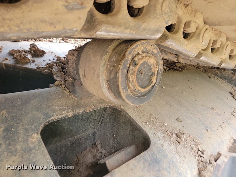 image for item LQ9077 2013 John Deere 350G LC  excavator