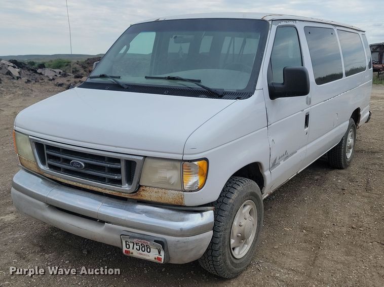 image for item LQ9078 2003 Ford E350  van