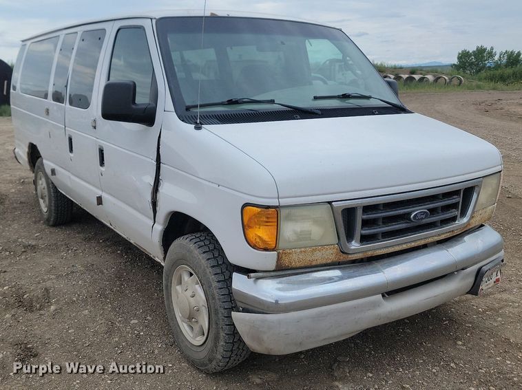 image for item LQ9078 2003 Ford E350  van