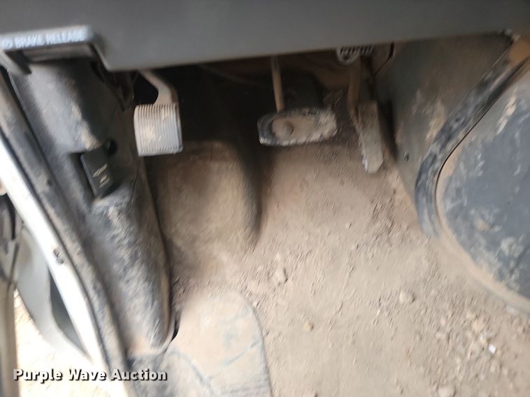 image for item LQ9078 2003 Ford E350  van