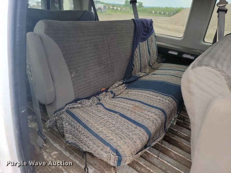 image for item LQ9078 2003 Ford E350  van