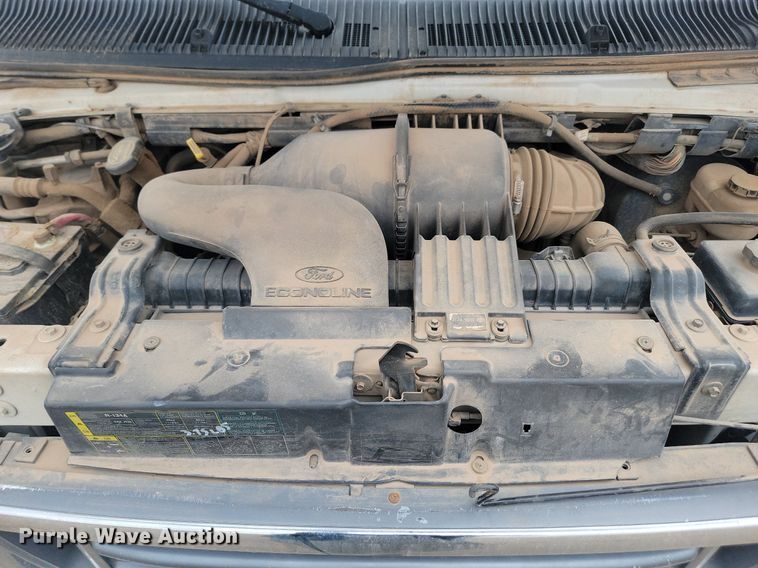 image for item LQ9078 2003 Ford E350  van