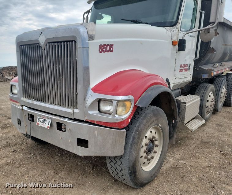 image for item LQ9079 2005 International 5900i  dump truck