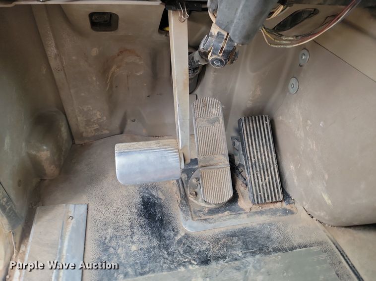 image for item LQ9079 2005 International 5900i  dump truck