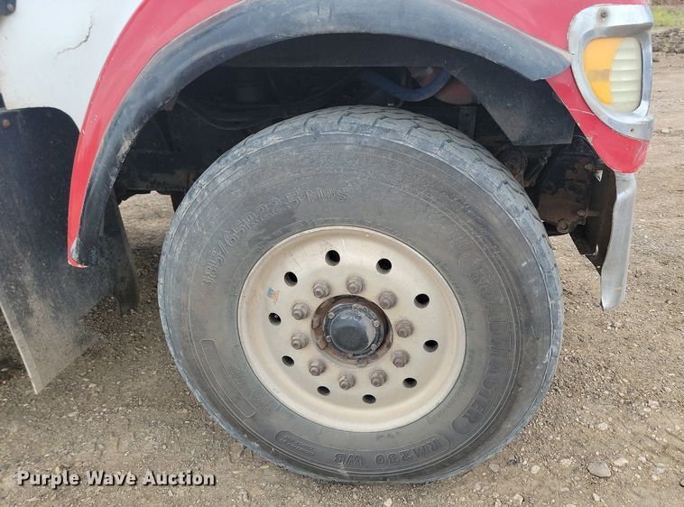 image for item LQ9079 2005 International 5900i  dump truck