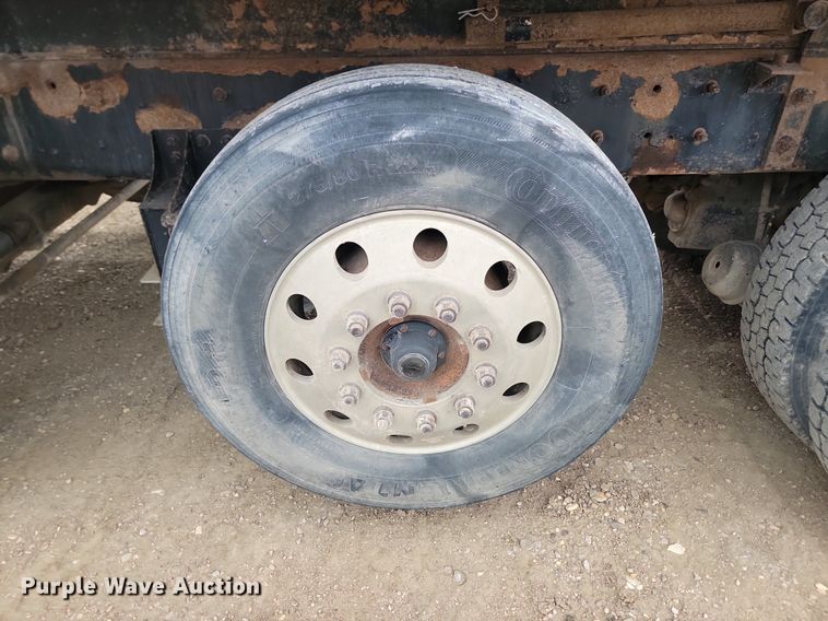 image for item LQ9079 2005 International 5900i  dump truck