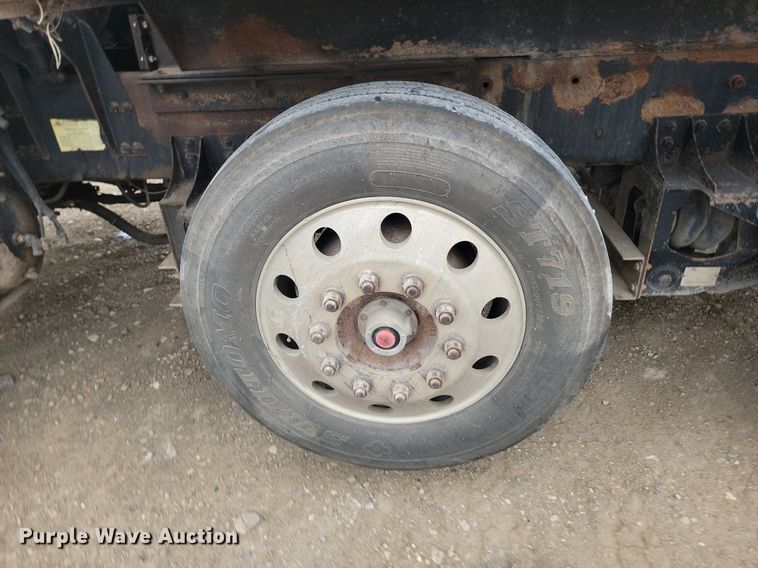 image for item LQ9079 2005 International 5900i  dump truck