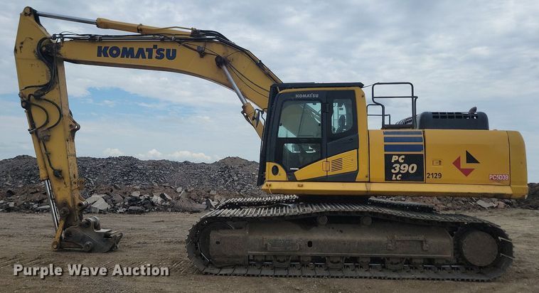 image for item LQ9080 2015 Komatsu PC390LC-10  excavator