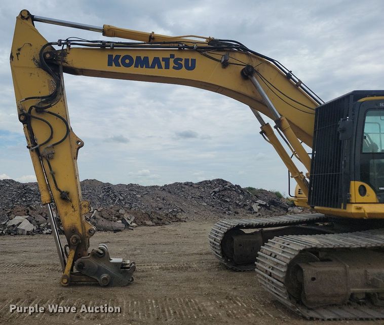 image for item LQ9080 2015 Komatsu PC390LC-10  excavator