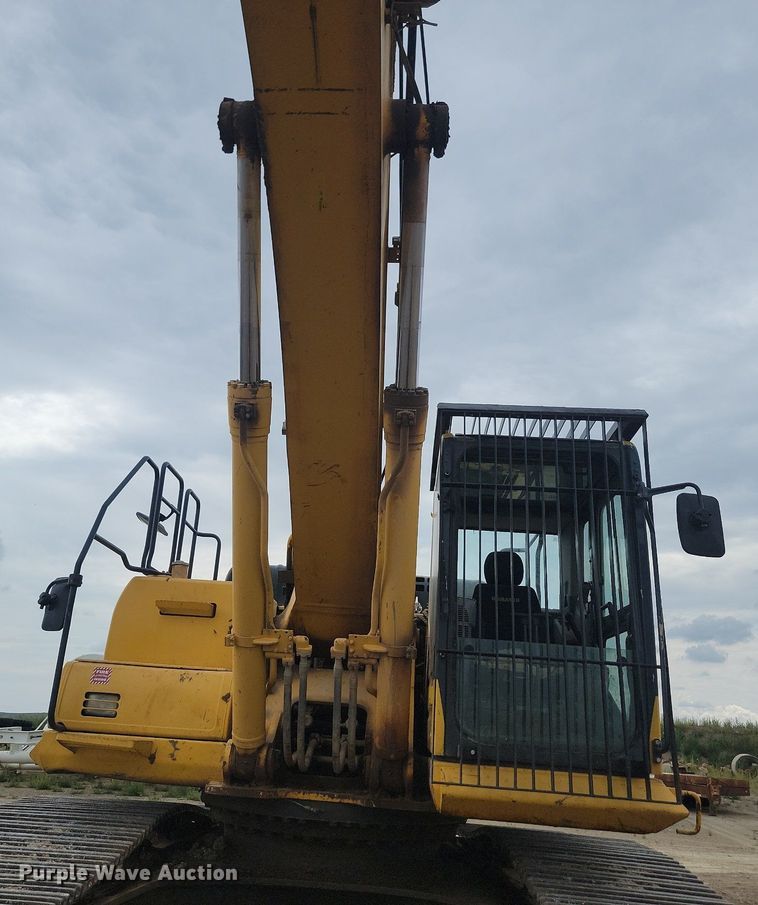 image for item LQ9080 2015 Komatsu PC390LC-10  excavator