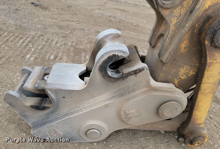 image for item LQ9080 2015 Komatsu PC390LC-10  excavator