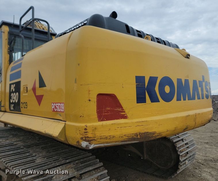 image for item LQ9080 2015 Komatsu PC390LC-10  excavator