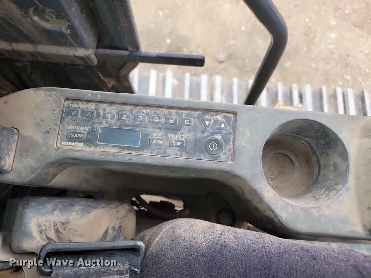 image for item LQ9080 2015 Komatsu PC390LC-10  excavator