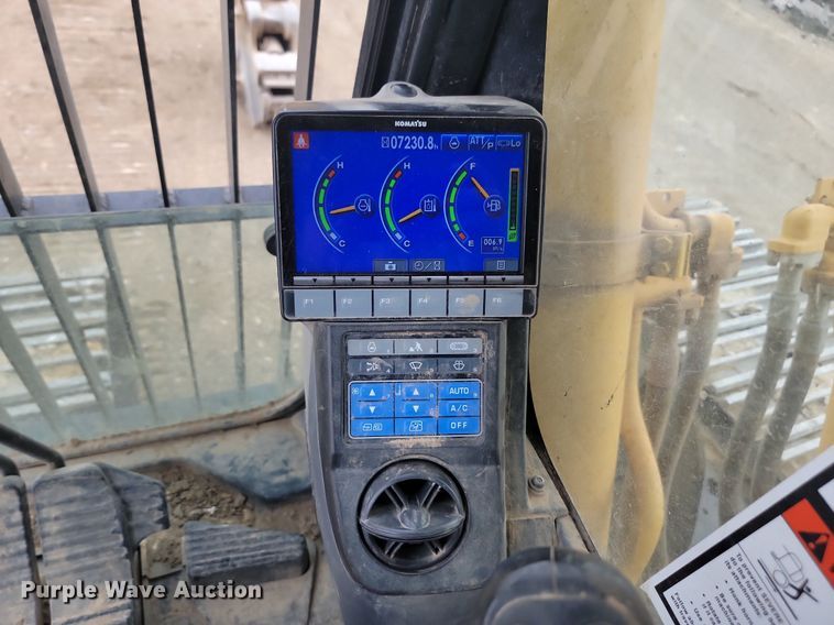 image for item LQ9080 2015 Komatsu PC390LC-10  excavator