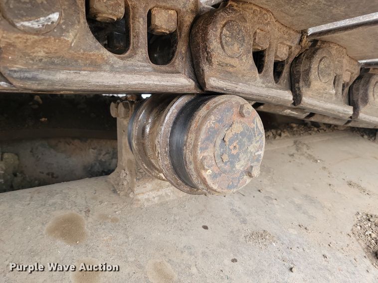 image for item LQ9080 2015 Komatsu PC390LC-10  excavator